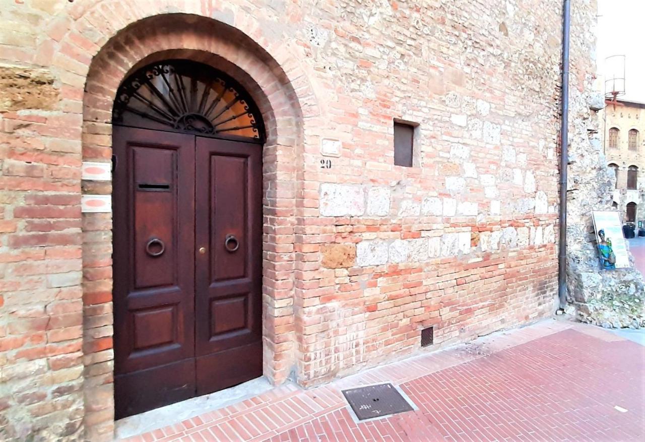 Torre Salvucci Maggiore Medieval Tower Experience San Gimignano Kültér fotó